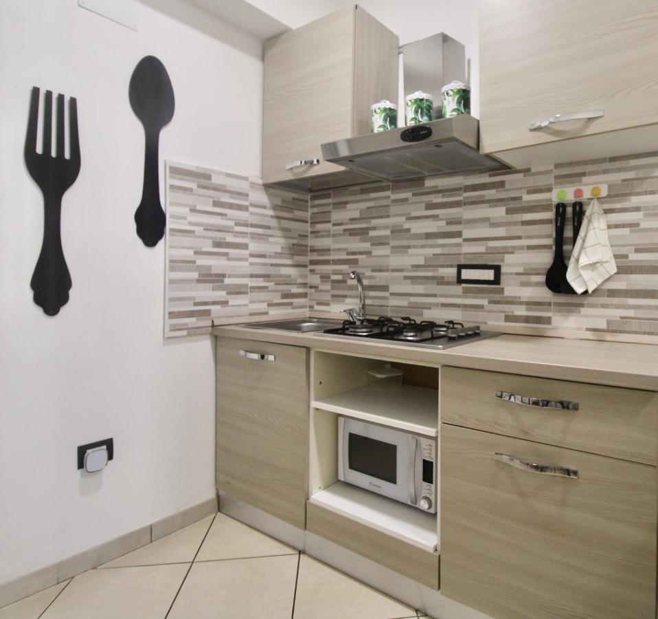 I Giganti Apartment Каляри Екстериор снимка