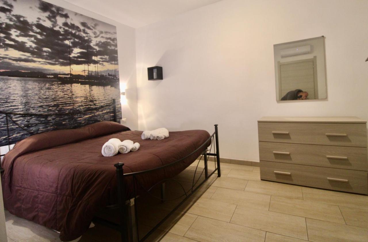 I Giganti Apartment Каляри Екстериор снимка